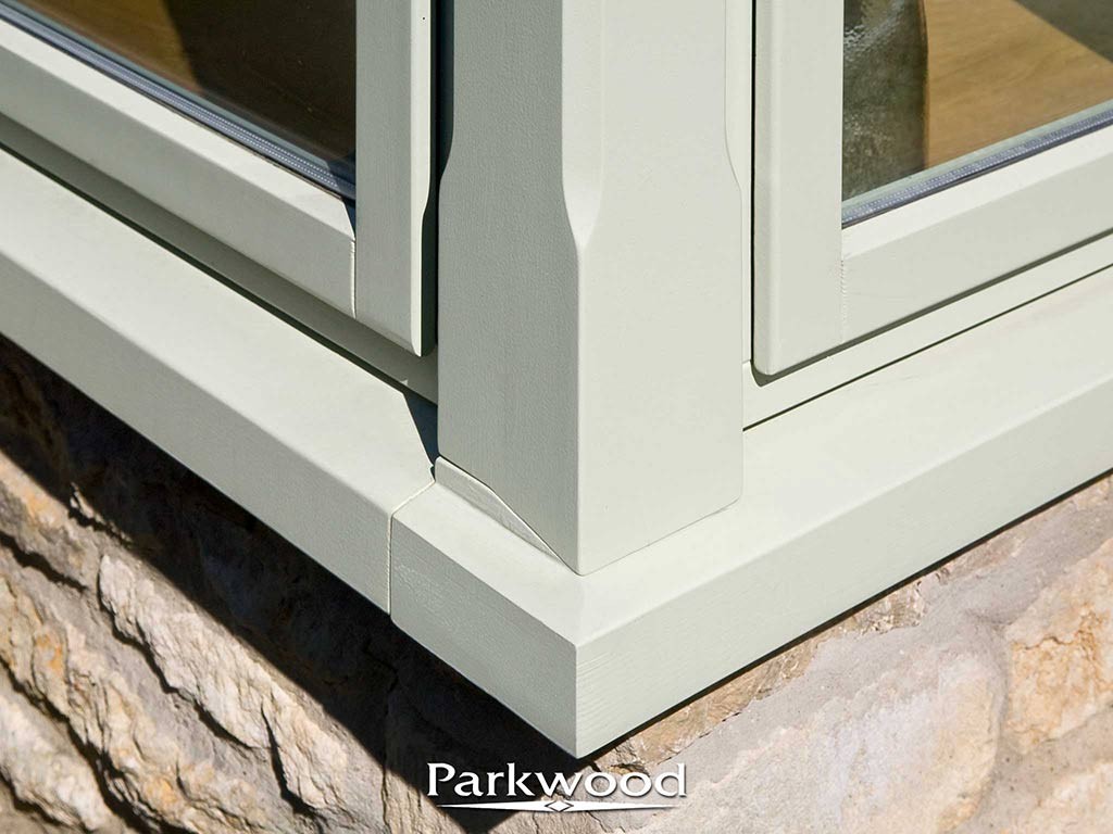 Painted timber garden rooms by Parkwood